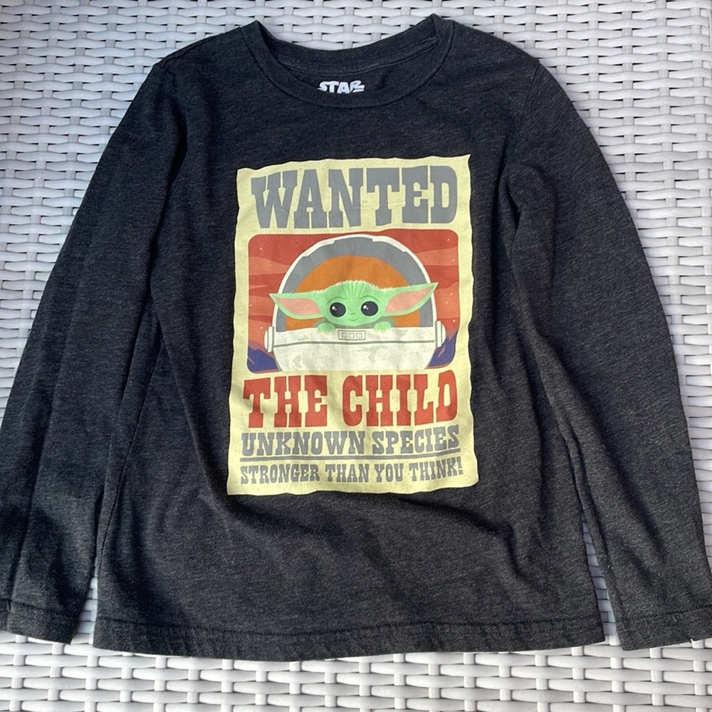 Baby Yoda T-Shirt -Star Wars Mandalorian The Child " WANTED THE CHILD" Size 7